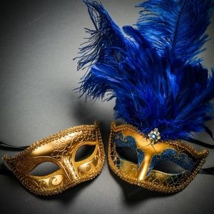 Venetian Classic & Blue Tall Feather Couple Masks
